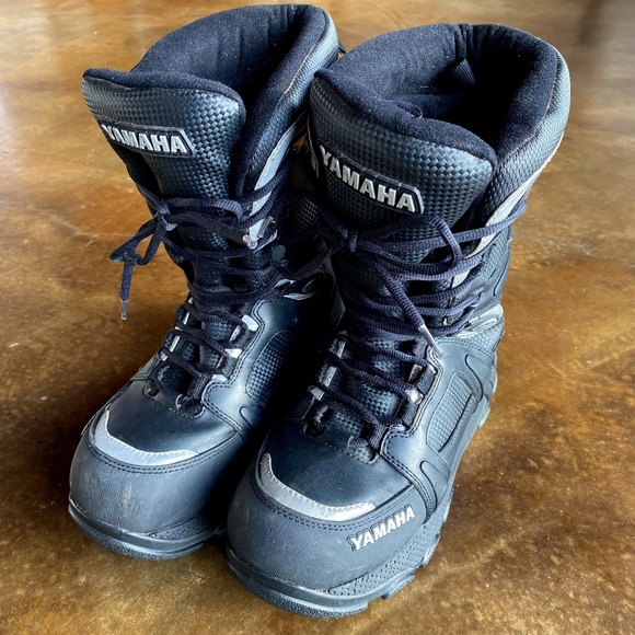 Yamaha Polar Snowmobile Winter Boot - Picture 1 of 8